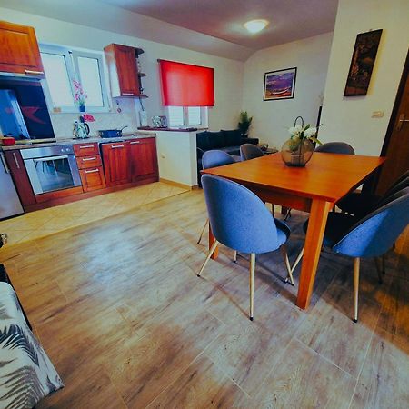 Apartments Joy Цавтат Екстер'єр фото